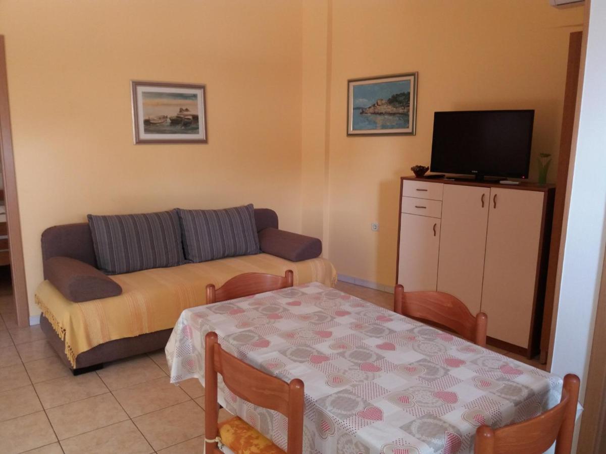 Apartment Center Tonka Makarska Exterior foto